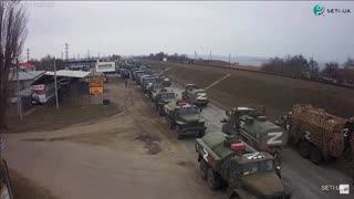 Russian forces pound Ukraine for third day