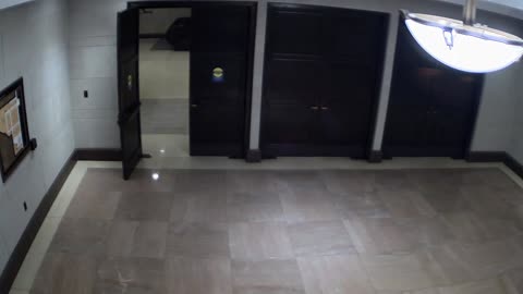 7189CVCLLSVC205_2021-01-06_06h20min00s657ms.mp4