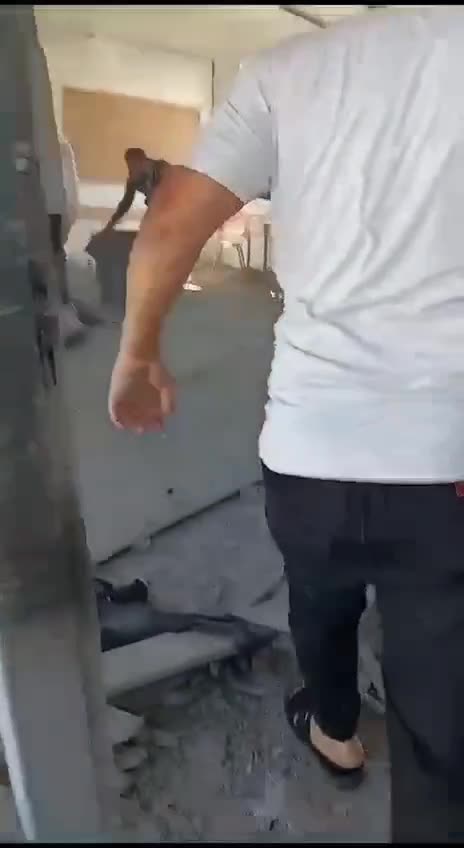 🇮🇱🇵🇸⚡️Palestinians report an IDF airstrike on UN school in Al-Maghazi camp. There are dead