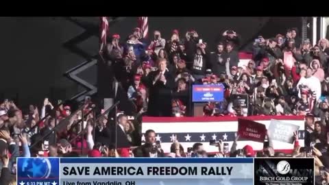 President Trump arrives at Ohio Rally - deplanes and takes the stage to a cheering crowd