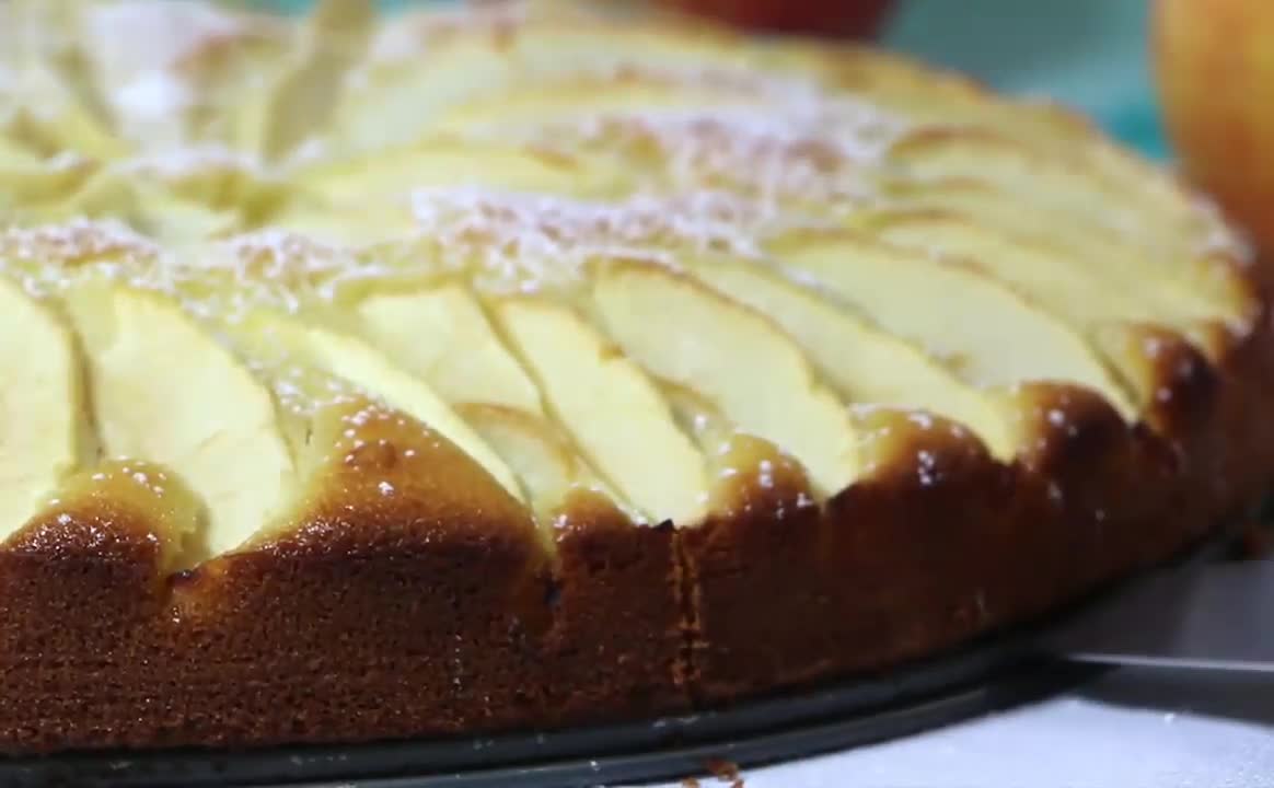 How To Make Apfelkuchen (German Apple Cake)