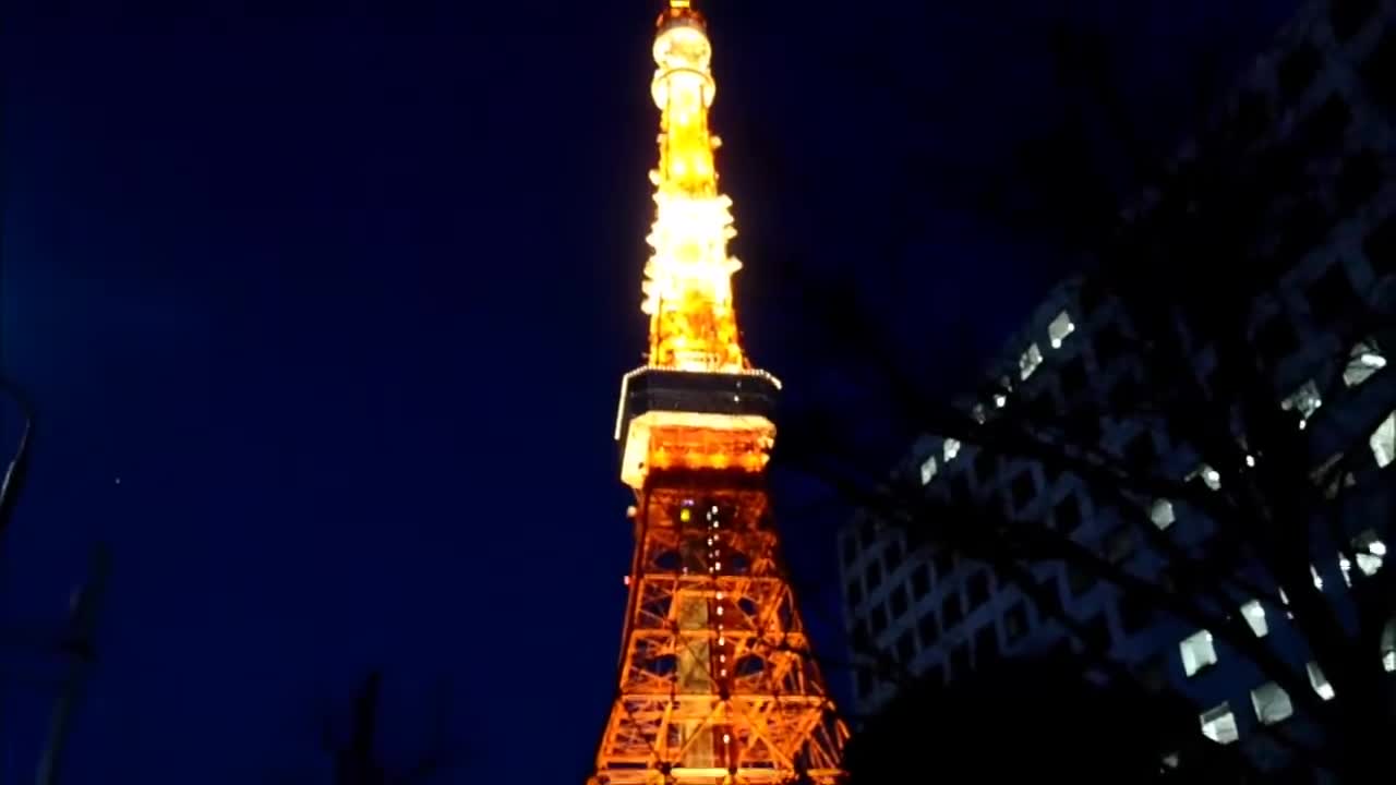 Roppongi Hills and Tokyo Tower in the Minato ward of Tokyo