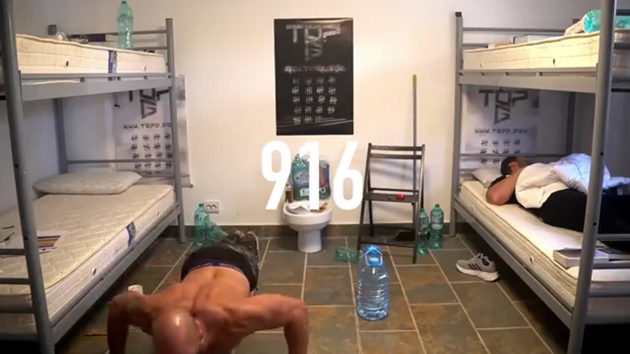 ANDREW TATE DOES 1000 PUSH Ups!!