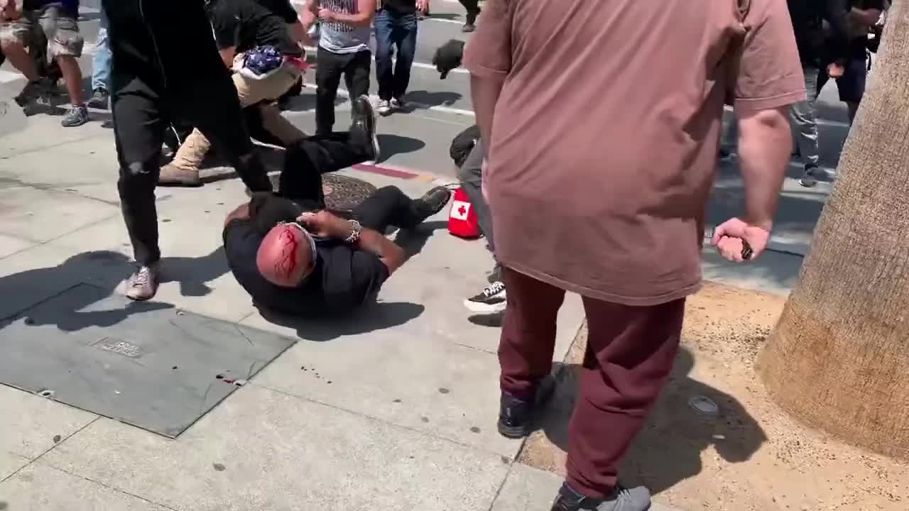 ANTIFA vs Patriots