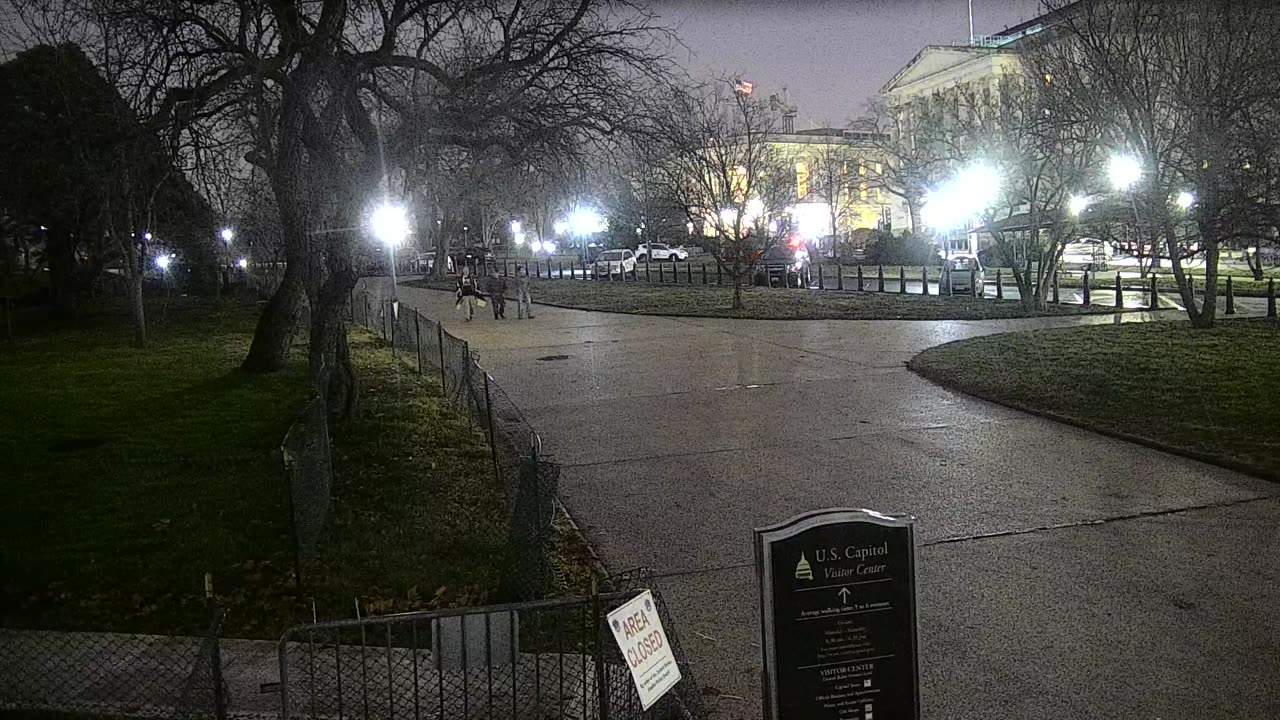 0681USCG00SWDrivenearRHOBTaxiStnd_2021-01-05_17h27min32s250ms.mp4
