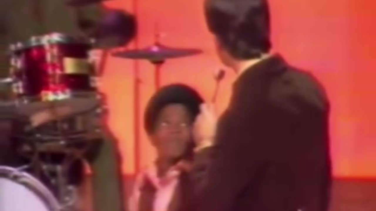 Rare video on J5 9y old MJ