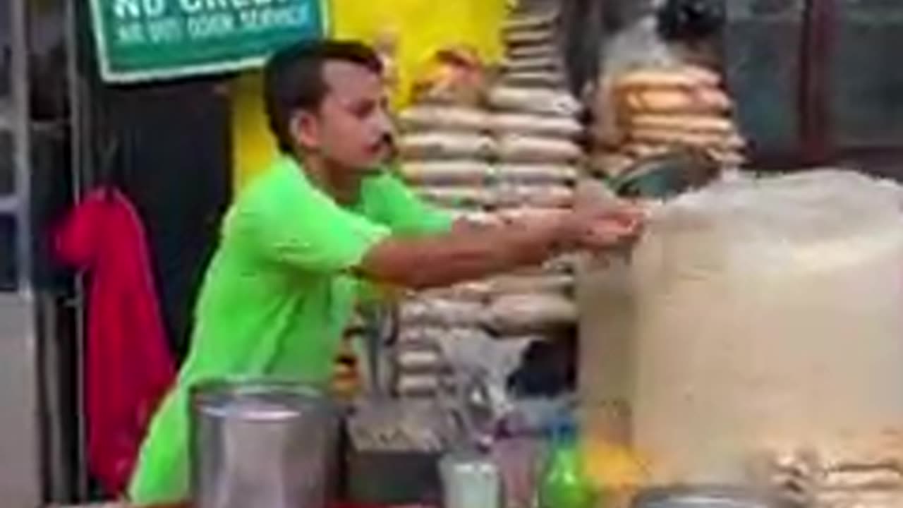 Jalmuri kolkata famous street food