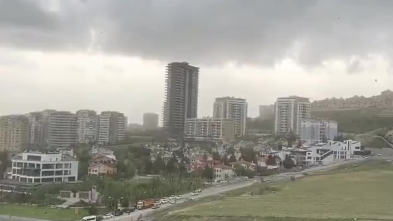 TURKYE : POWERFUL STORM IN CAPITAL CITY OF ANKARA!