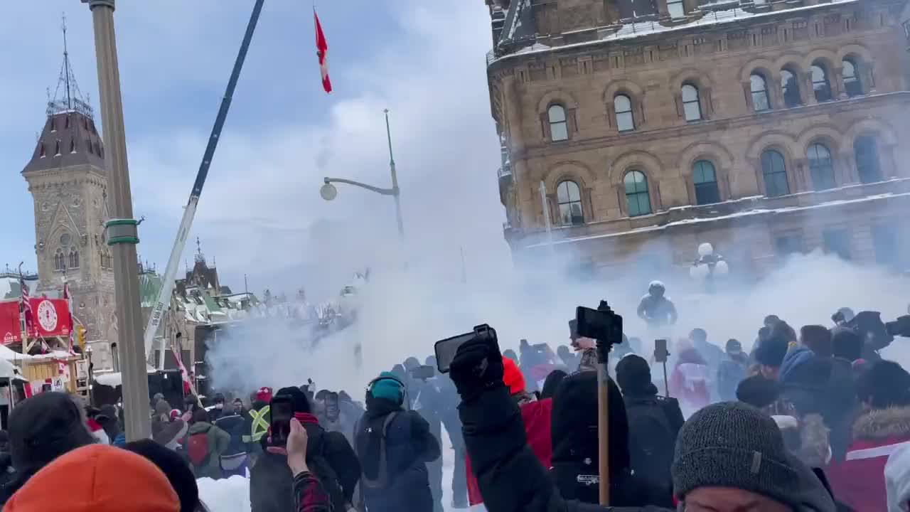 Tear Gas Deployed on Peaceful Protesters in Ottawa