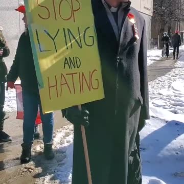 Canadian Veteran Priest spoke to a small group last Saturday, February 5th at the Toronto Convoy.