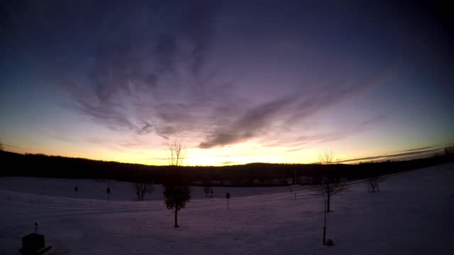 Sun Rise 12 24 22 3f/-16c