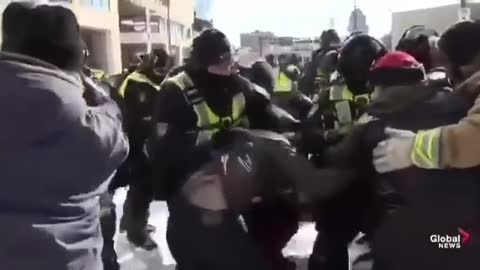 Police & Canadian citizens in Ottawa today