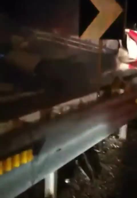 ΕΙΚΟΝΕΣ ΑΠΤΑ ΤΕΜΠΗ