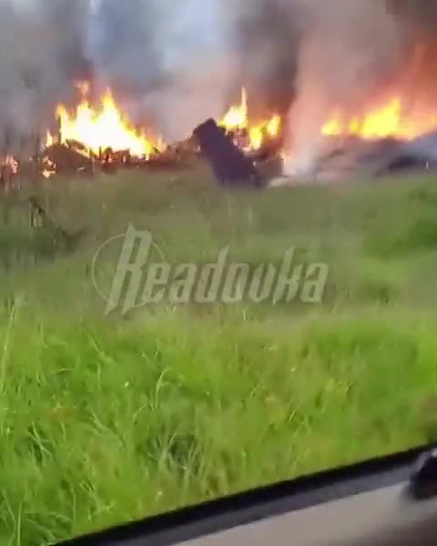 A private jet belonging to Yevgeny Prigozhin has crashed with all 7 passengers and 3 crew ...