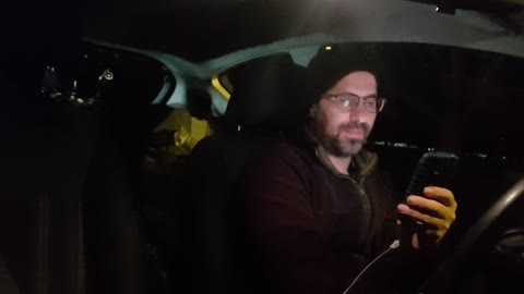 Vlog in the car. Raining. Coffee. River hamble. 31st Oct 2022