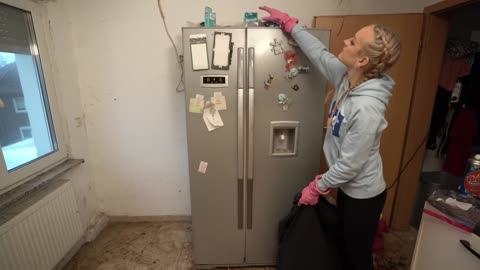 SHOVELING SLUDGE FROM A SINK| Helping a disabled woman🙌🏻