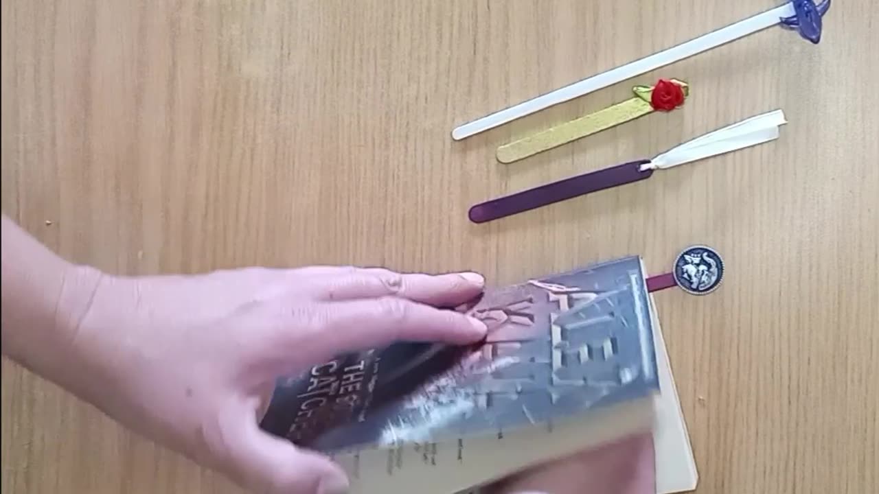 Easy DIY Book Markers!