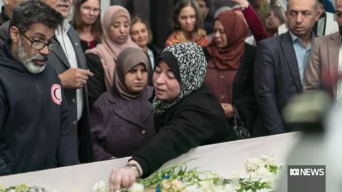 Hundreds gather to mourn Australian humanitarian worker in Gaza _ ABC News