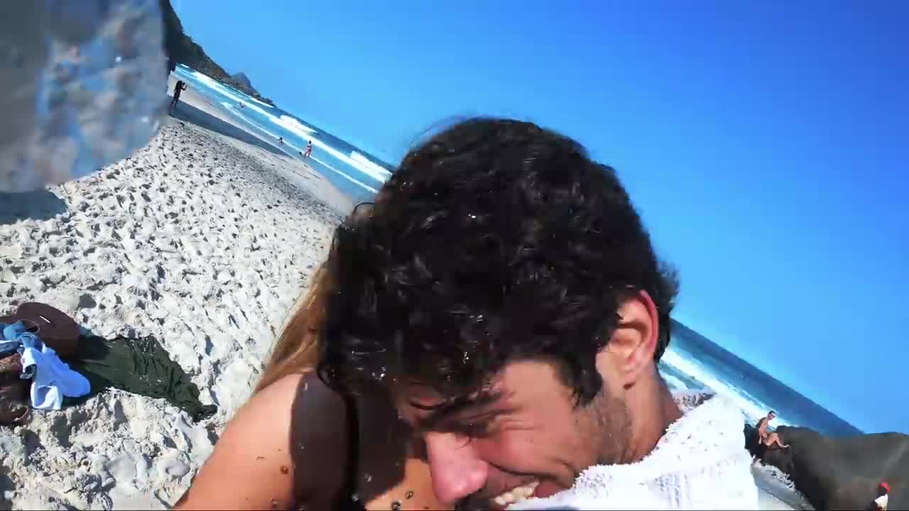 GIULIA BE - menina solta (video)