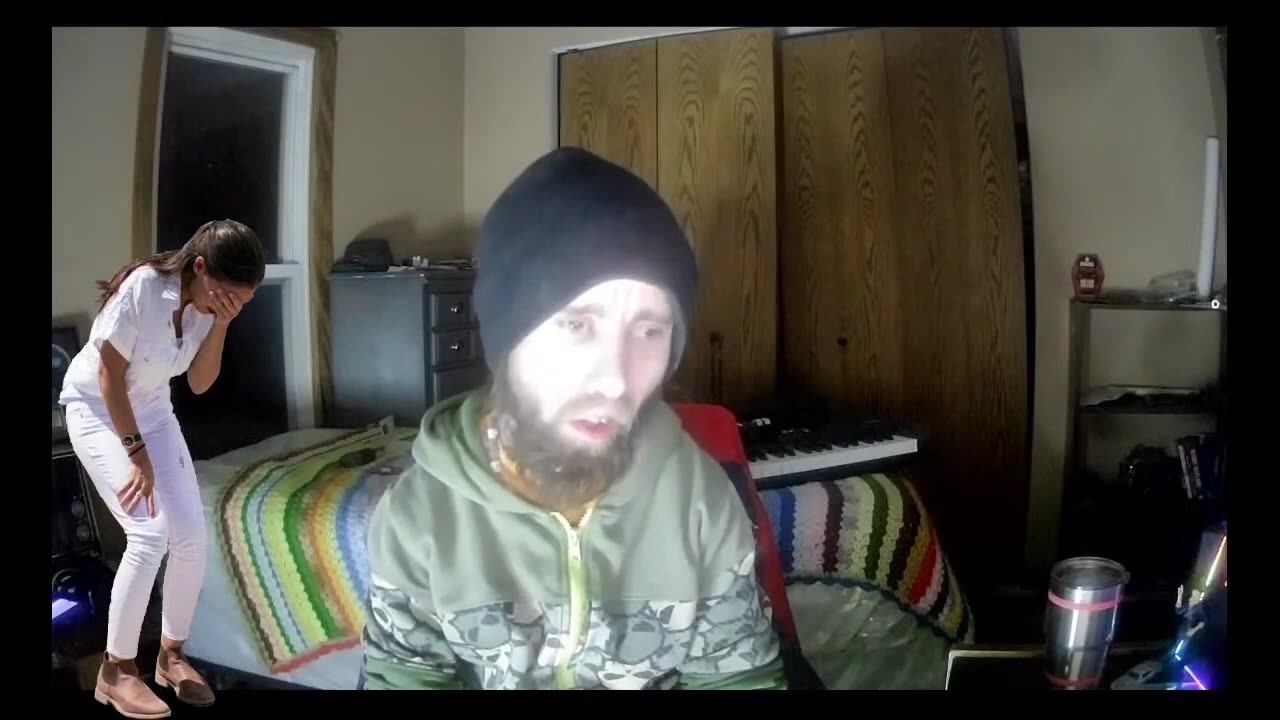 [Cyraxx Facebook 2023-01-04] Part 3 Please Take a Shower