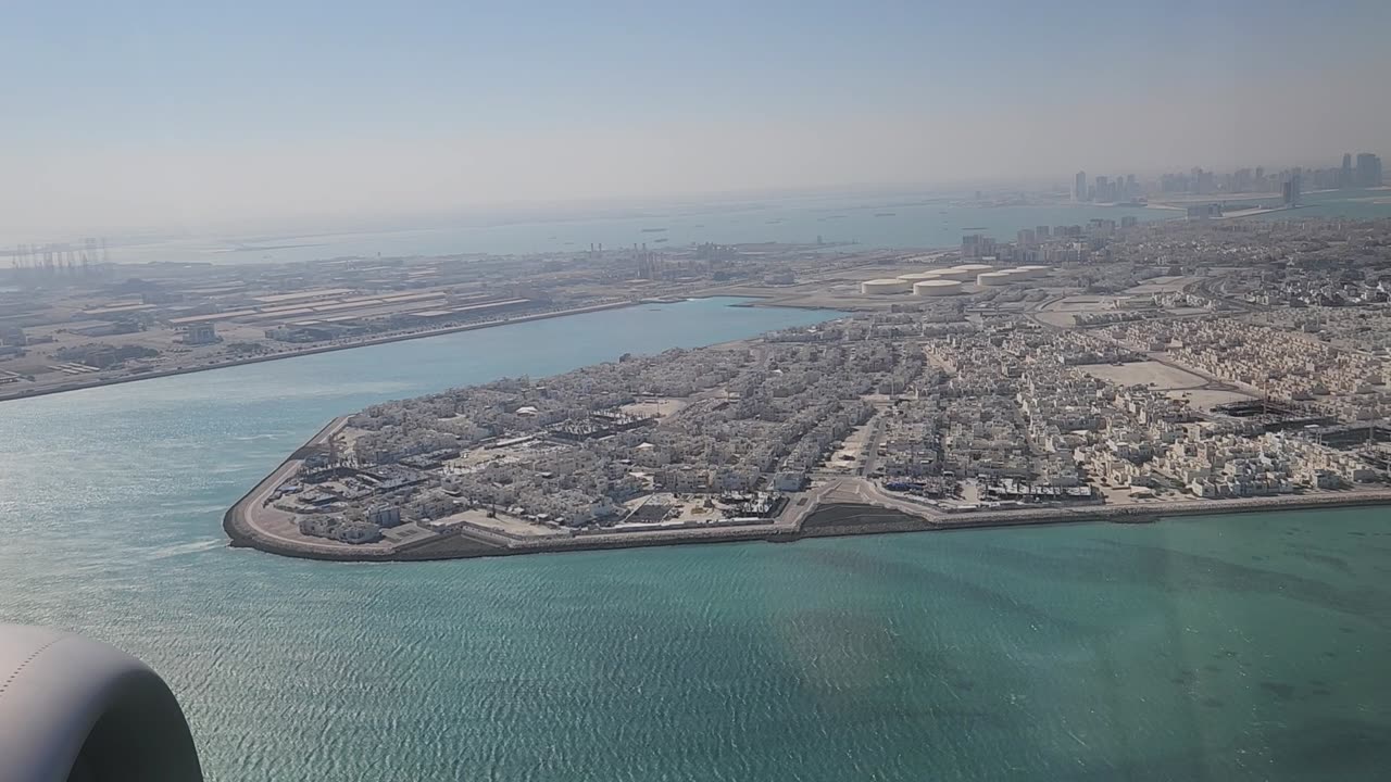 Approaching Bahrain Airport - Landing Video