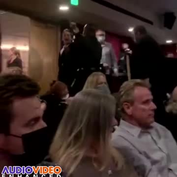 lraq Vet Chews Out GWB At Fundraiser