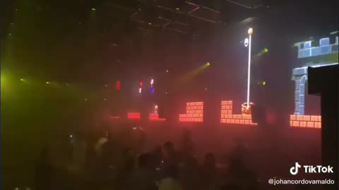 When the Dj is a big fan of Mario Bros ...