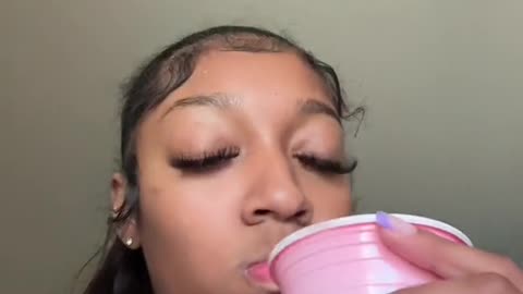 Angel Reese 16/10/22 Spicy Noodle Challenge