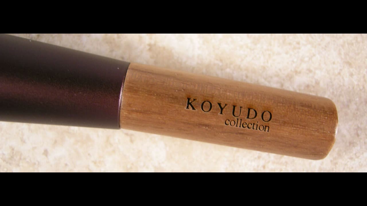 KOYUDO Somell Garden Blueberry & Walnut Highlighter Brush Goat Hair