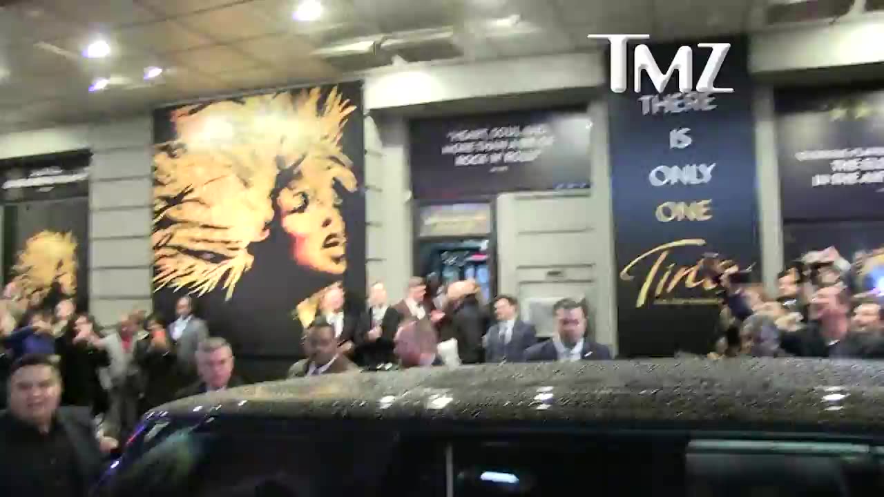 Tina Turner Cheered as She Leaves Musical, Oprah and Whoopi There Too