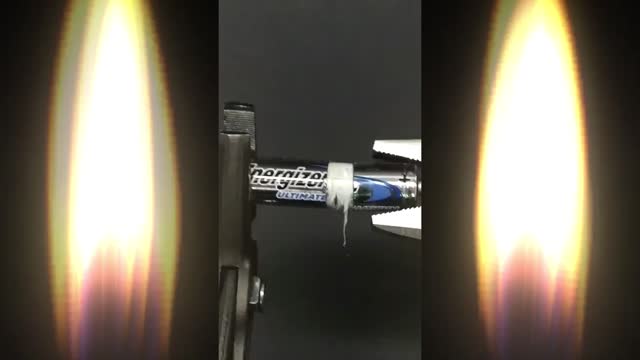 WHO KNEW THE LITHIUM BATTERY WAS A BOMB! WATCH THIS