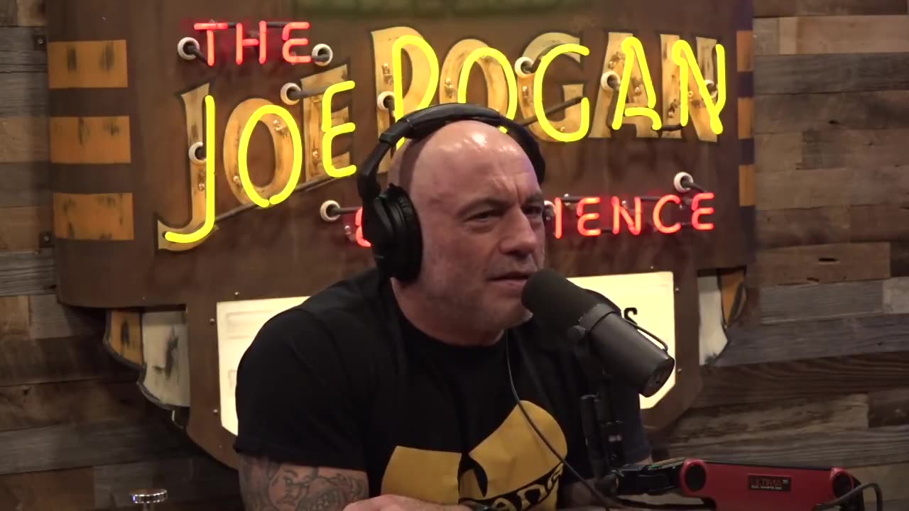 Joe Rogan rips Bill Gates, says he and everyone else who got rich off of COVID-19