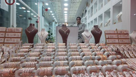 Iranian gold shop