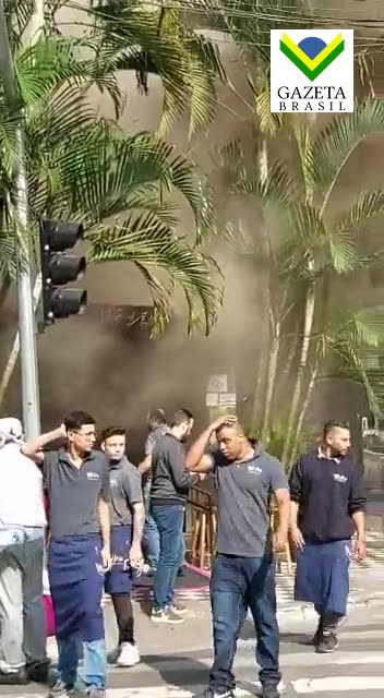 Incêndio atinge bar em área nobre de São Paulo