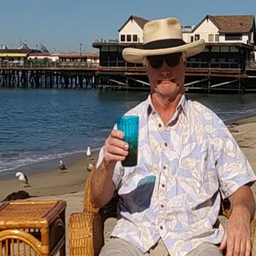 “Be mindful. Be grateful. Be positive. Be true. Be kind.” ― Roy T. Bennett