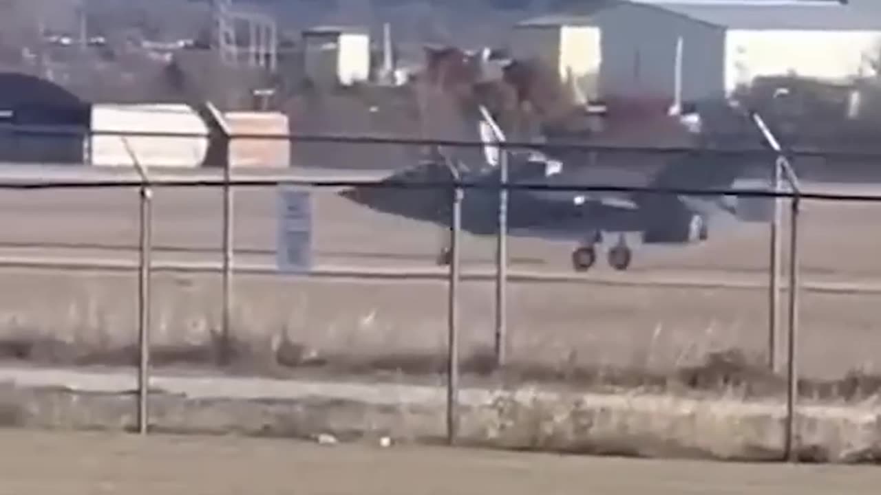 Texas pilot ejects from F-35B