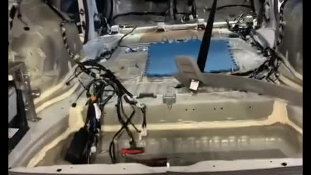 -Car maintenance routine in the repair shop