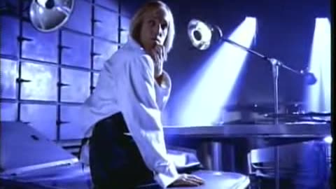 LAST DANCE WITH MARY JANE music video by Tom Petty and the Heartbreakers