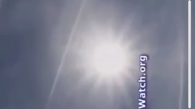 Chemtrails, GEOENGINEERING with toxic poisons.