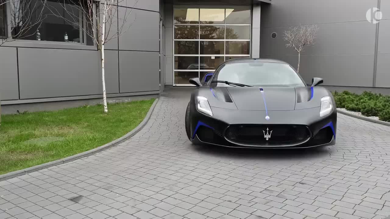 2022 Maserati MC20 - Wild Super Sports Car!