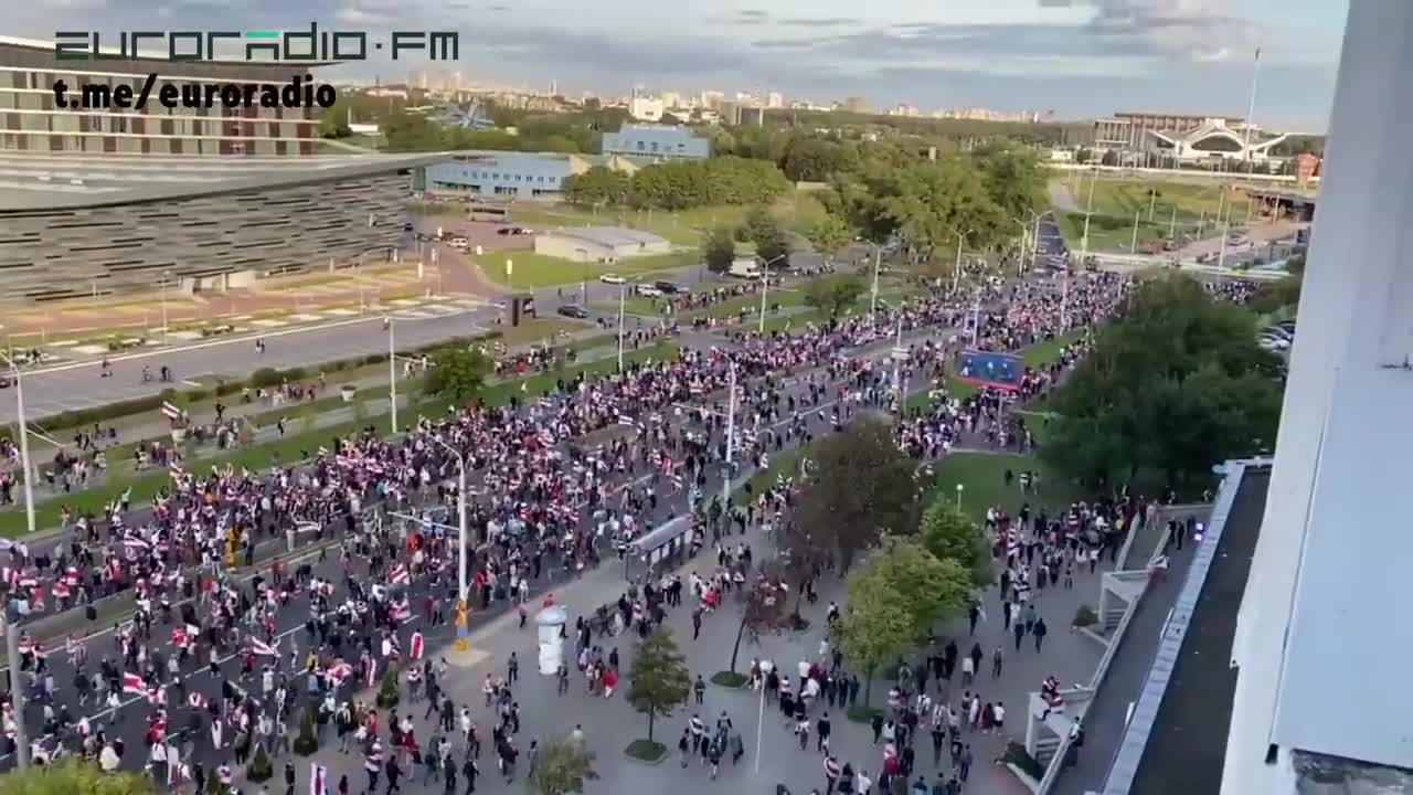 Марш Герояў пятая пратэстная нядзеля ў Мінску Марш Героев пятое протестное воскресенье в Минске