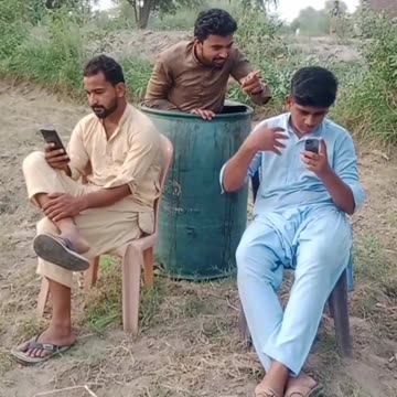 Mobile ne hosh udha diye