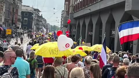 Amsterdam is in the streets to support the protests against the rise of cost of living