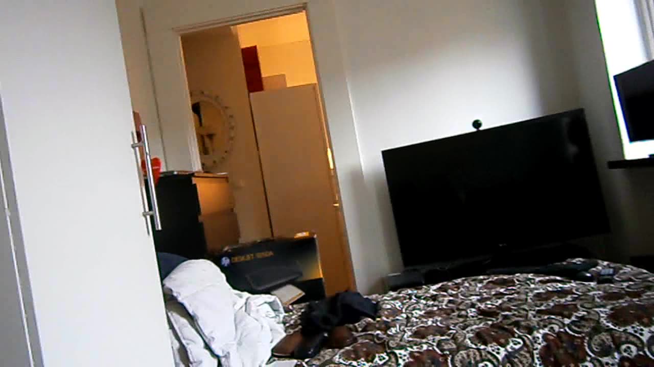 Möblerar om. Långfredagen 29 Mars 2013.