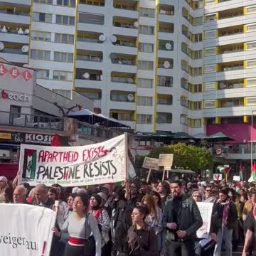 Berlin: Muslims at an Anti-Israel Demonstration Chant 'Intifada' (Violent uprising on German soil)