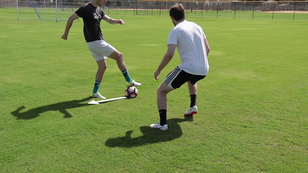 15 BEST Skill Moves to Beat Defenders in REAL GAMES