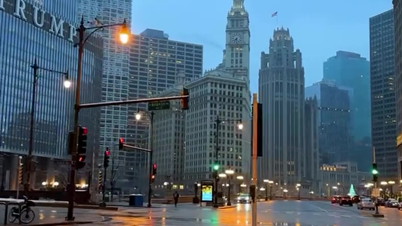 Chicago ❄️♥️🇺🇸 the dream city winter drive ❄️🥰📍Wacker Dr Chicago IL 🇺🇸 #chicago #downtown #chicagodo