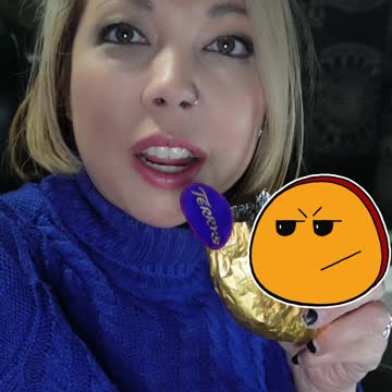 1 Day to Christmas | Terry's vs. Ovation Dark Chocolate Orange | Which Chocolate Orange is better?