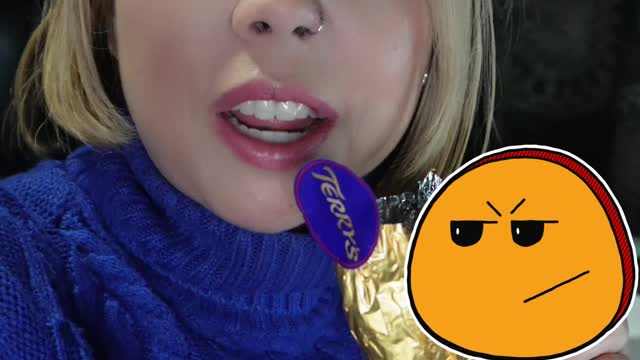 1 Day to Christmas | Terry's vs. Ovation Dark Chocolate Orange | Which Chocolate Orange is better?