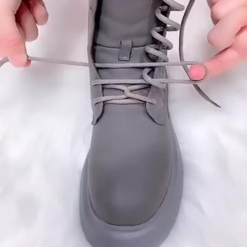 Trending Video tie the shoeslace
